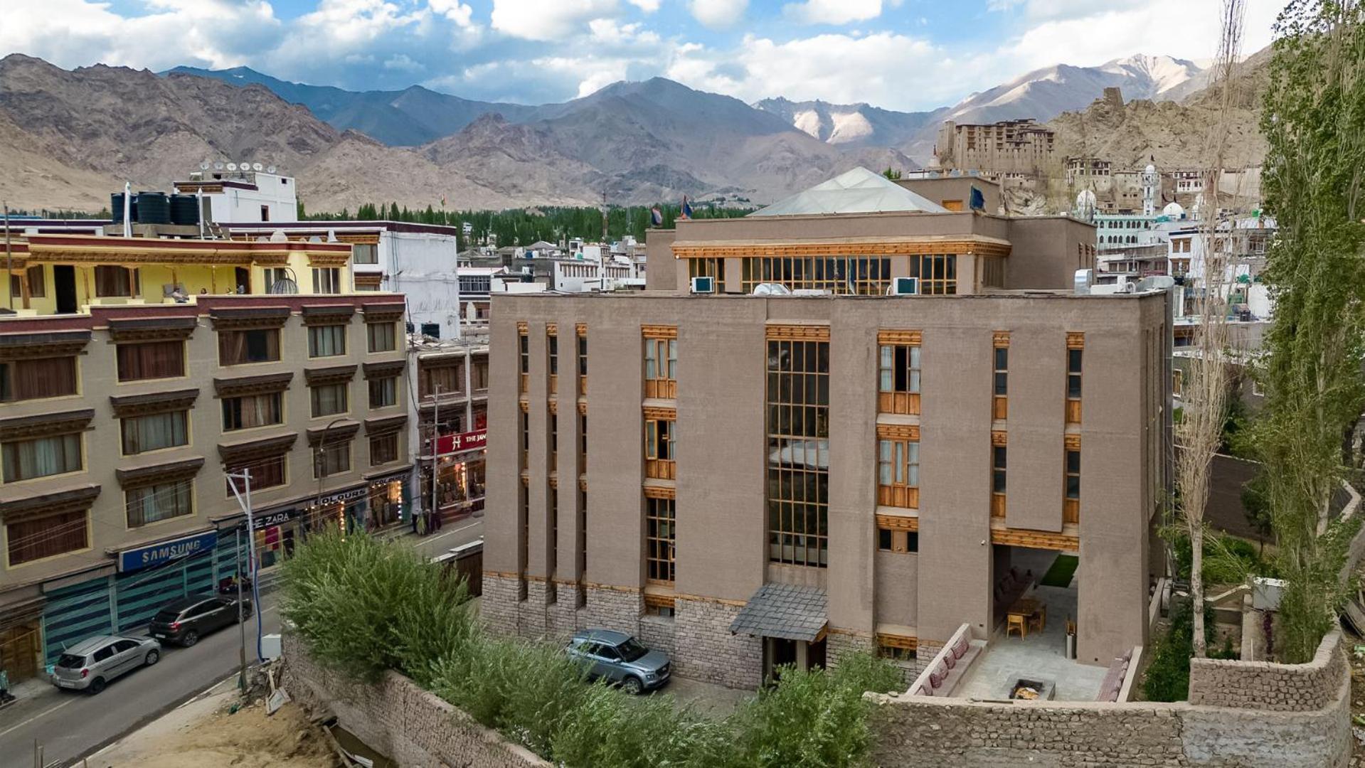 Chospa Hotel, Leh Exterior foto